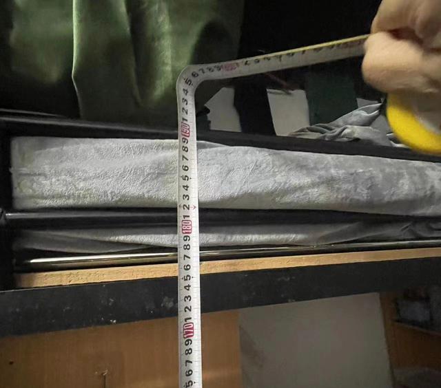 Rm4KUSF554M6RGBU.jpg