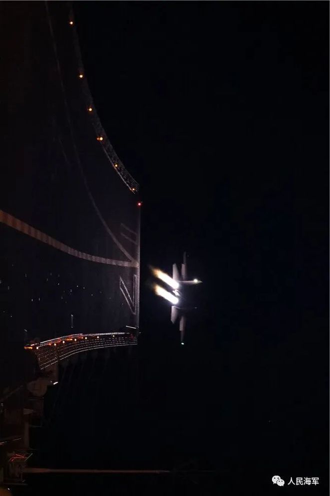 W688Vo0I83tN6jB6.jpg