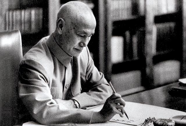 蒋介石临终遗言，道出自己不放张学良的原因，宋美龄听后潸然泪下