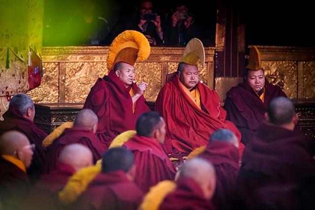 达赖和班禅有什么区别？