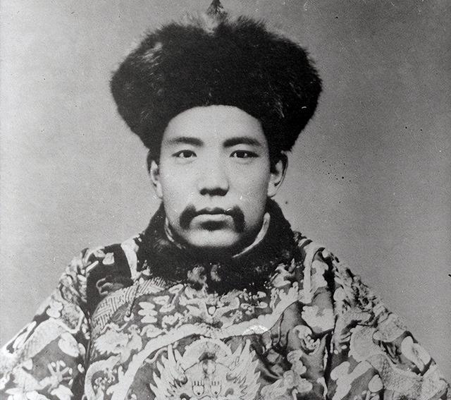 达赖和班禅有什么区别？