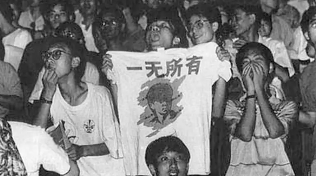 内地乐坛最猛的一群歌手，30年前震撼香港，如今你我却遗忘了他们