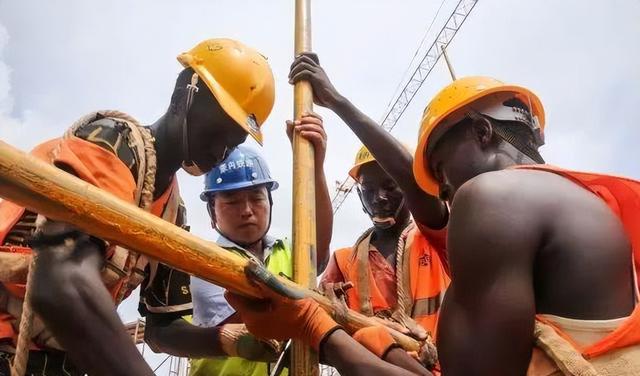 黑人在广州留下大量“黑二代”，我们如何应对？日本做法值得借鉴