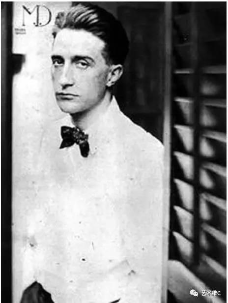 321300003d7e830ab1e8