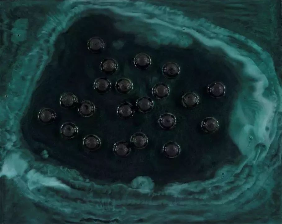 152604506680355e21b9437