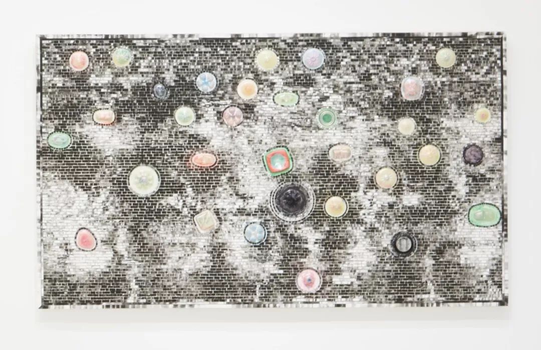 15260450650839f8e4ab899