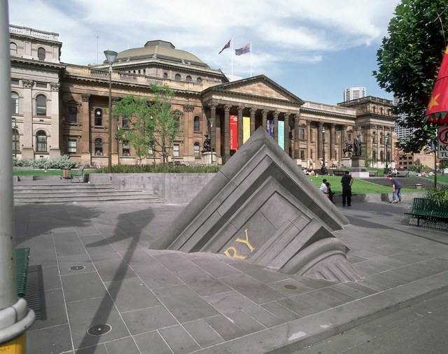 50af00031f6bd51f39f9