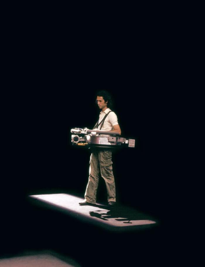 15273206038742213b57842