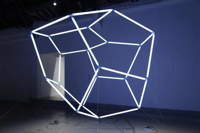 15273206039275e1b22df48