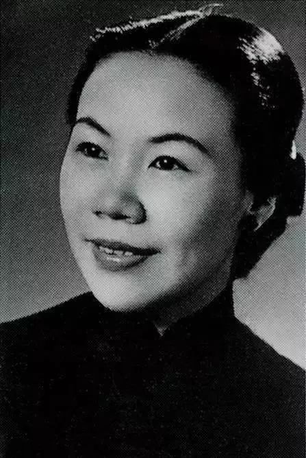 1525488351150d186181e47