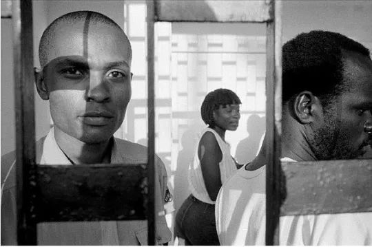 1525999008750577b9e90df