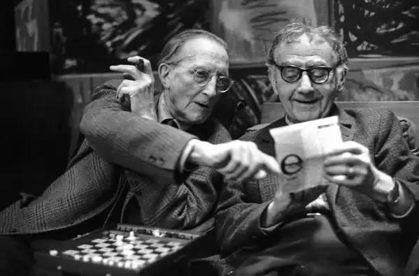 1524361956548225dabf521