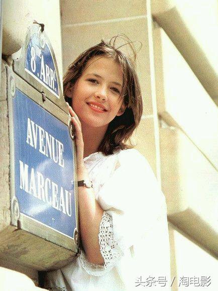 2c2600022c1a0b302f3a