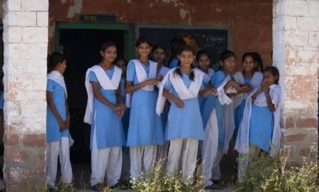 53f000039dea82ba65dd