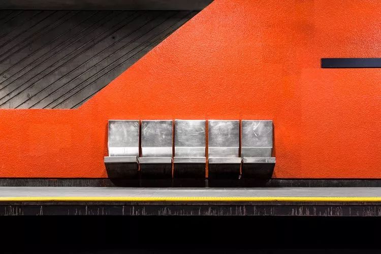 1524186426264f6b8085128