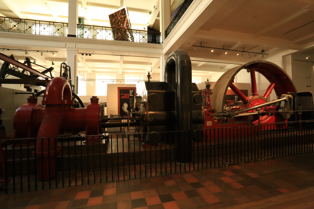 1526608752476f137cd2ef4