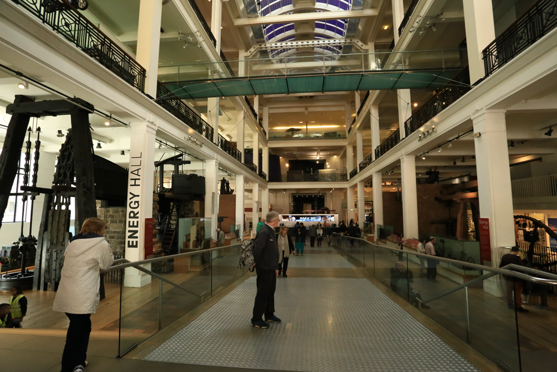 1526608751894d5da026e32