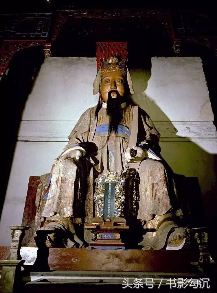 1526471432599cc1ad1ba56