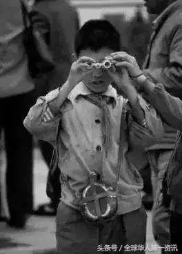 1526627371858b5fb5d7a0d