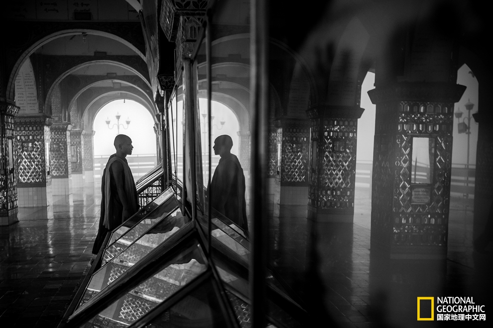 1522218813963b4d51bfff5