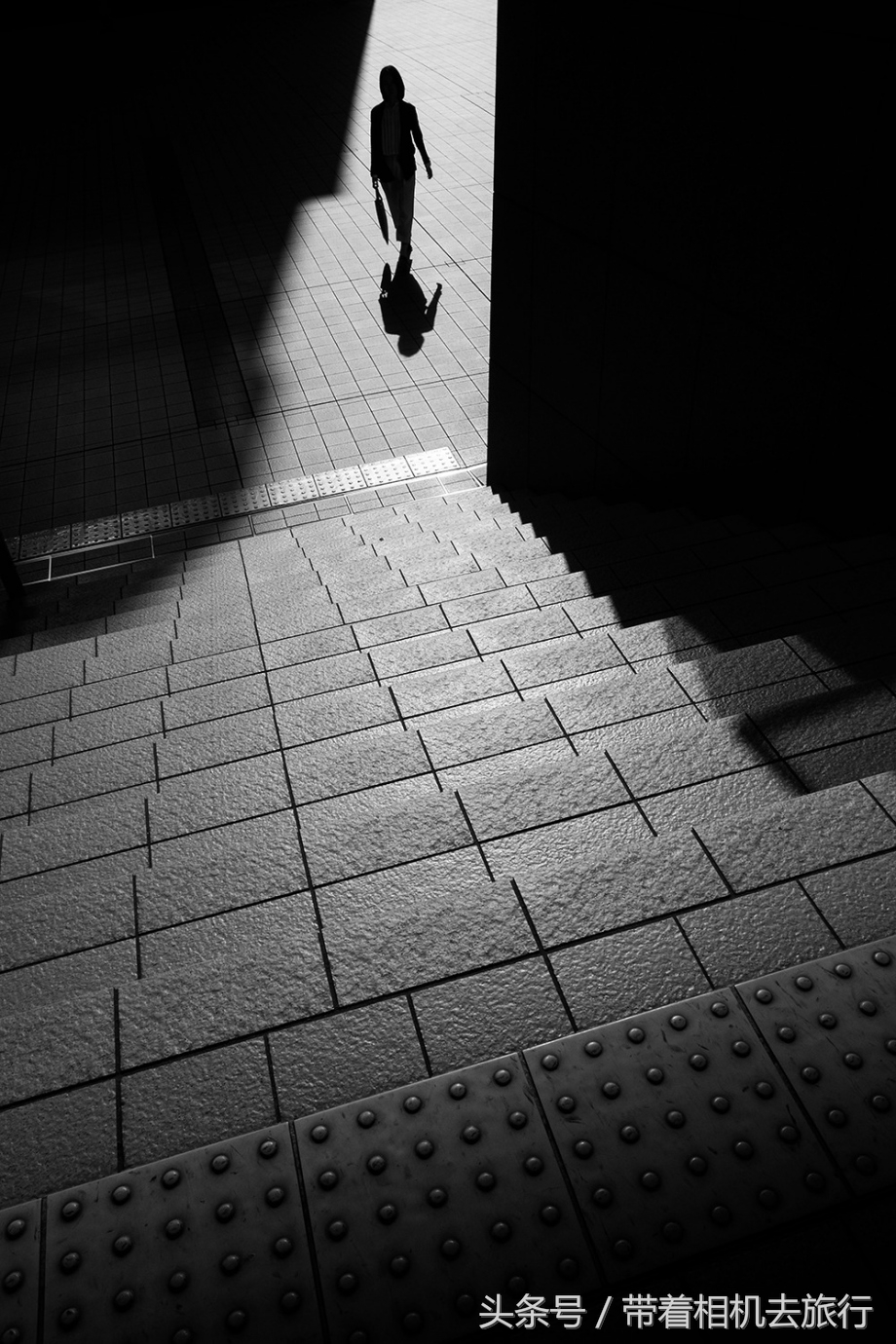 1527128705460db89d31c91