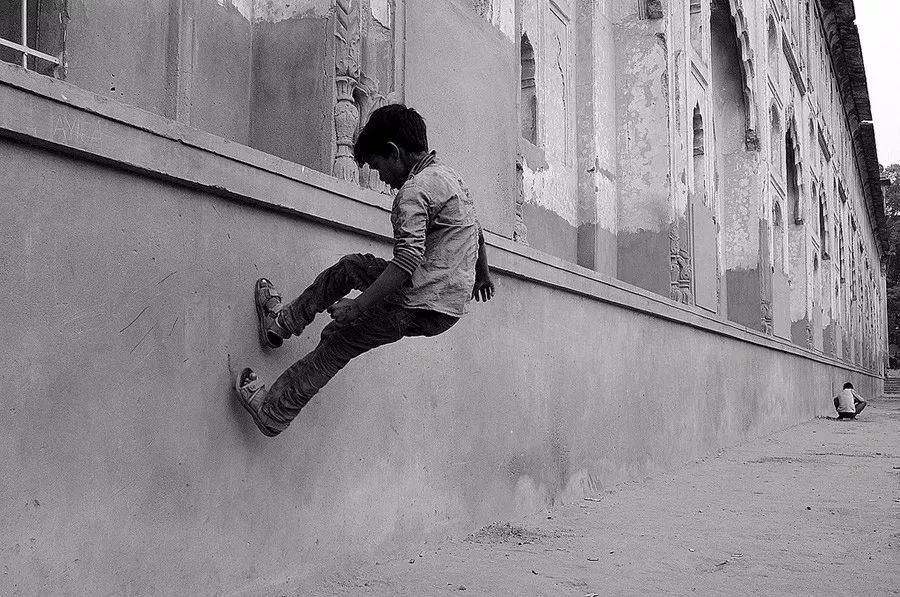 1528790898008f7b481dc4f