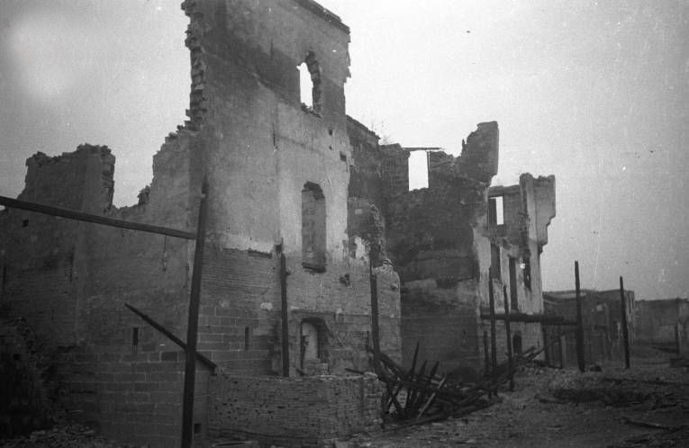 1527509755750c7bc8a2377