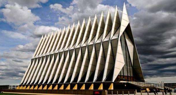 1521593731893c24a3b794f