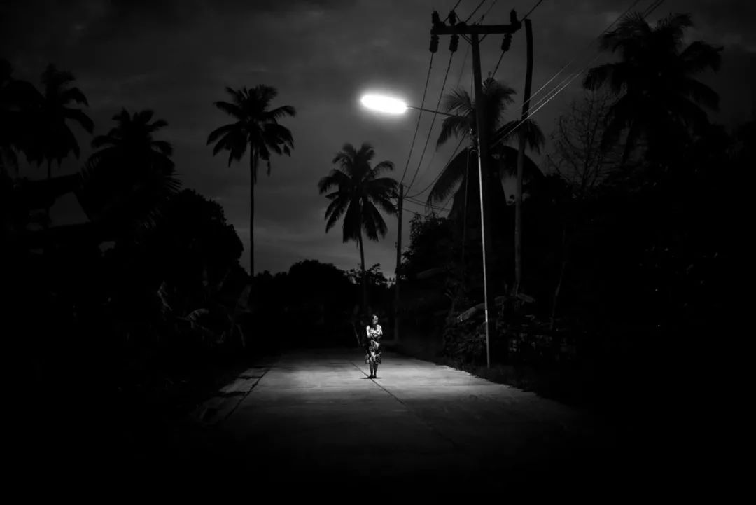 15300115612502de471b5ad