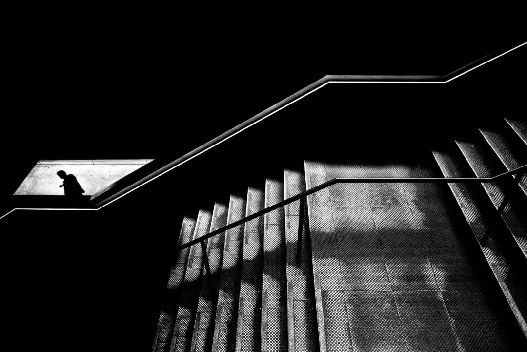 1530011565921c259757e2d