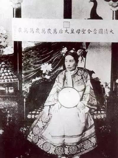 1527456076457f7a9a3f070