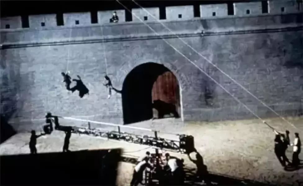 1529443806820bc3525dd1c