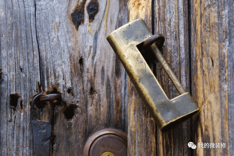 1529656840939f9ac333d92