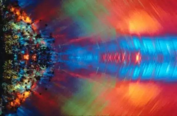 1529357685319370dec7fad