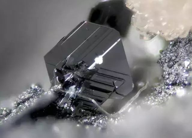 15293576879862cf417fffe