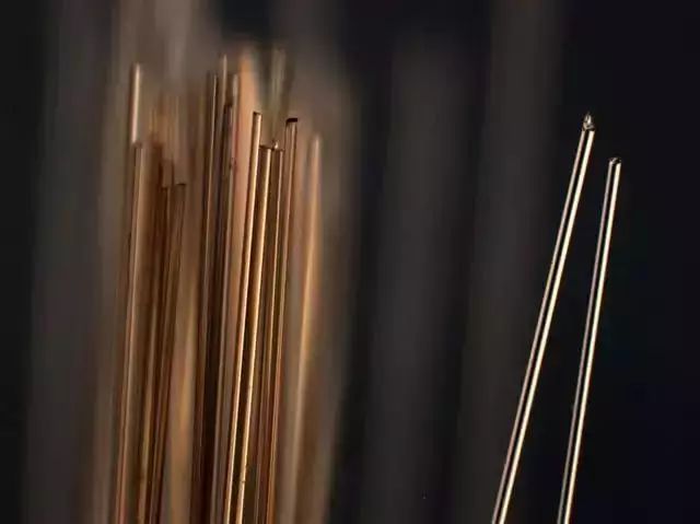 15293576897631efc9faaf4