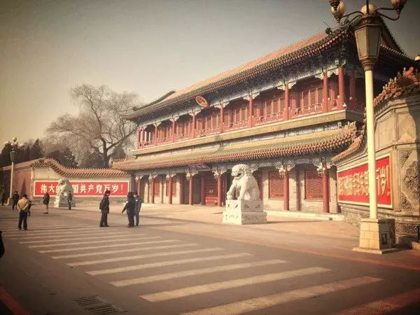 1528013258279fbc3c39b4f