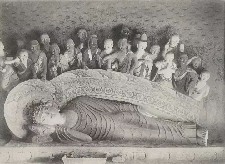 1540813073807d393c02eff