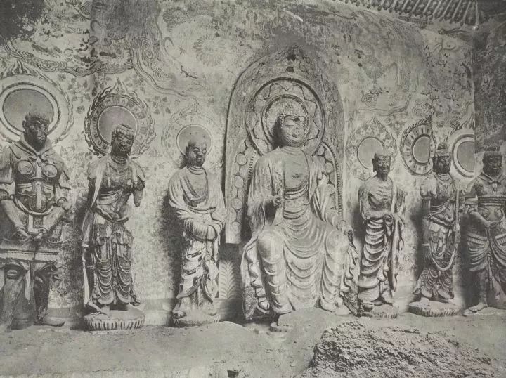 1540813076736c92308a566