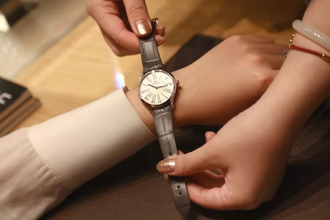 1527329537264bc79a95305