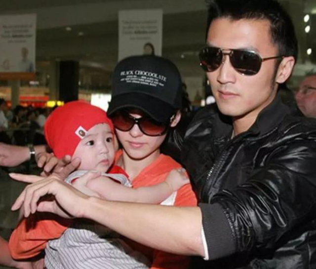 这一次，王菲与谢霆锋，联手给娱乐圈的明星们“上了一课”