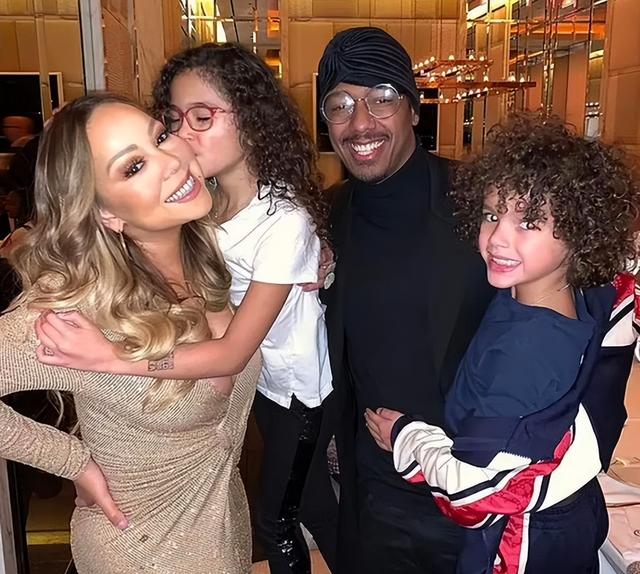 好莱坞明星公开反对一夫一妻制，在8年里同时交往多名女性