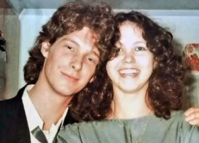 “世界第一美少年”，15岁被谣传死亡，美是原罪？今67岁白发飘飘