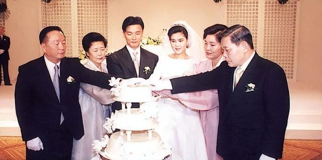 23年后才明白，“三星公主”李富真嫁给穷保安，这步棋有多高明