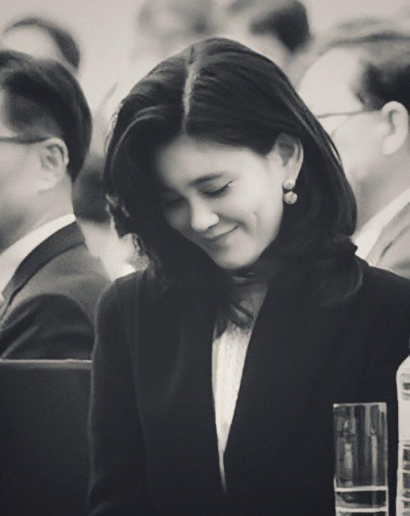 23年后才明白，“三星公主”李富真嫁给穷保安，这步棋有多高明