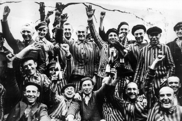 二战最可怕集中营！35种死法，摄影师记录纳粹手下囚犯们真实生活