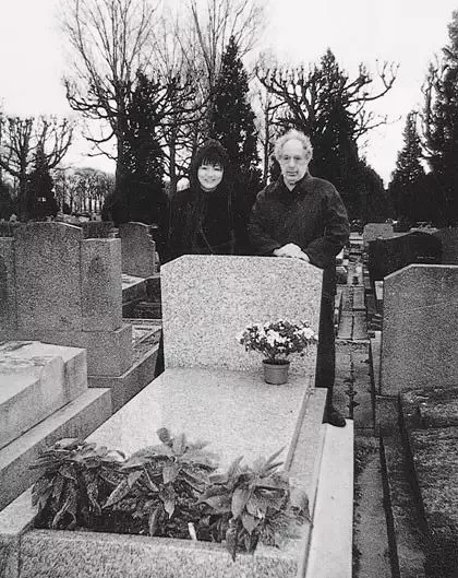 画家常玉：66 岁死于煤气泄漏，葬于巴黎贫民墓，53年后一幅画3亿