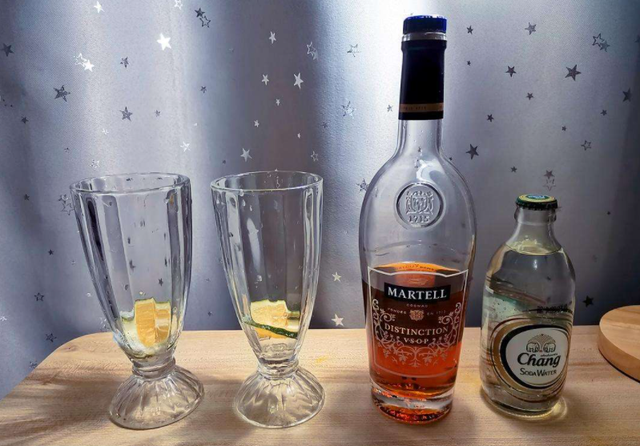 XO到底是种什么酒？如今很多有钱人为何都在喝？一次性让你搞明白