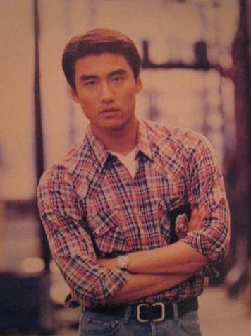 “中国第一代男模”胡兵，他的隐秘人生比你想象的更精彩