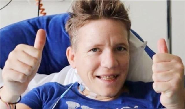 拿到世界冠军之后，她不愿忍受绝症的折磨，在40岁选择安乐死